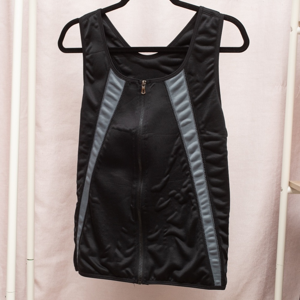 Stretchy Black with Gray Front Zip Athletic Vest Large Unisex